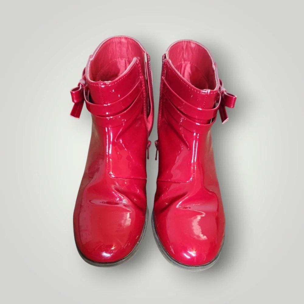 Gymboree Red Kids Boots with Bow size 2 Red Boots Side Zips Faux Patent